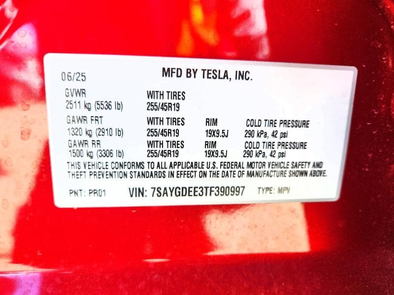 2026 TESLA MODEL Y 14