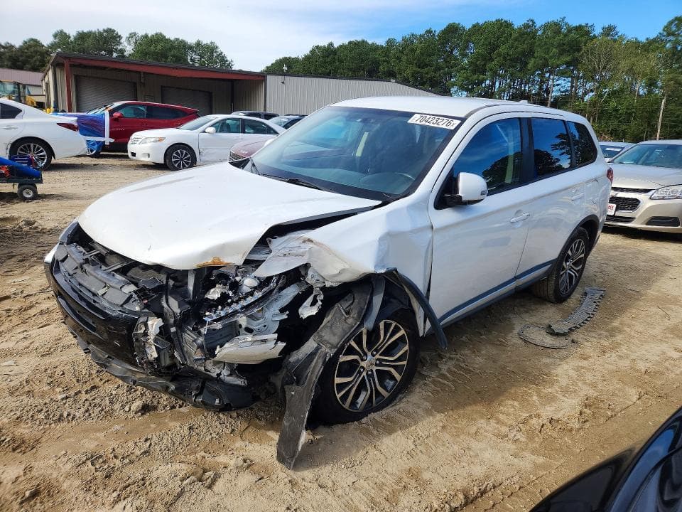 2017 MITSUBISHI OUTLANDER SE - 1