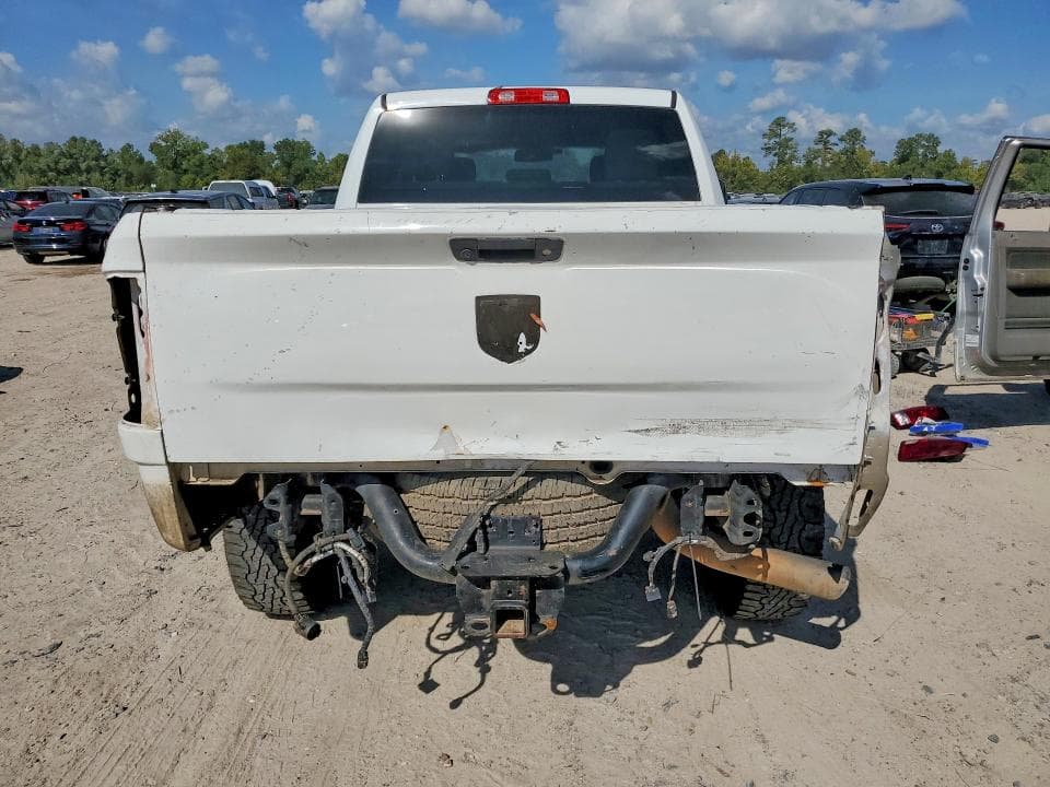 2018 RAM 2500 ST 6