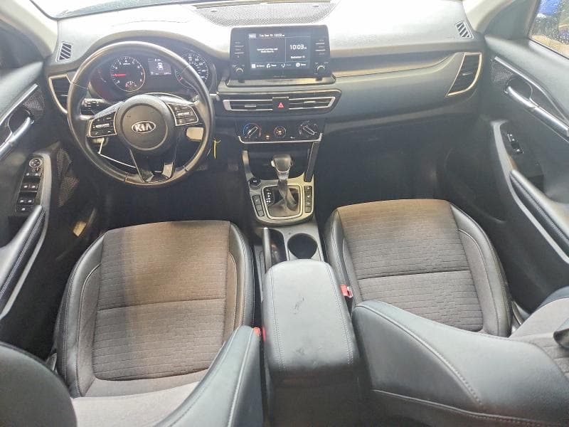 2021 KIA SELTOS S 8