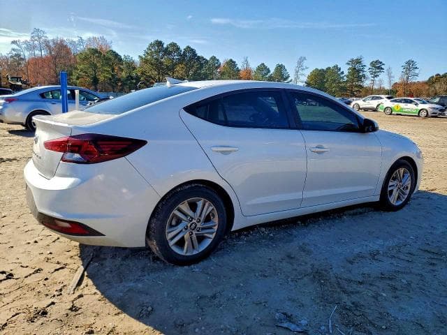 2019 HYUNDAI ELANTRA SEL 3