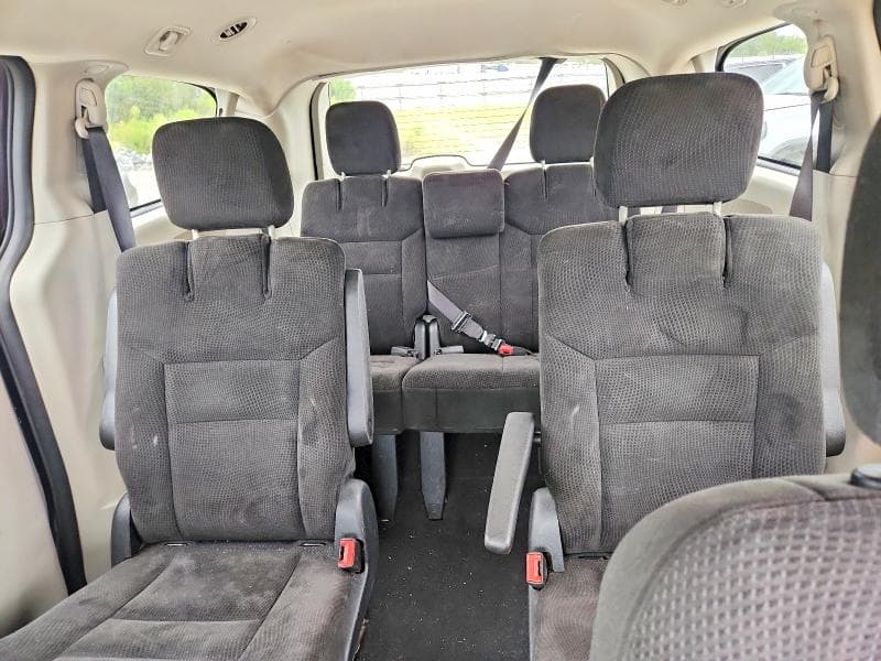2017 DODGE GRAND CARAVAN SE 10