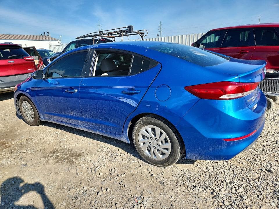 2018 HYUNDAI ELANTRA SE 2