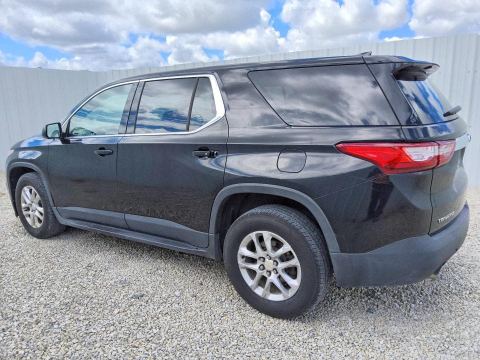 2018 CHEVROLET TRAVERSE LS 2