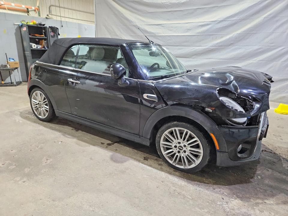2017 MINI COOPER 4