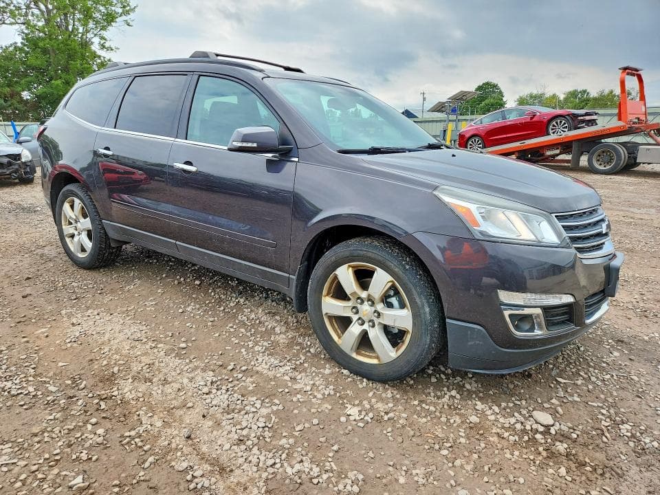 2017 CHEVROLET TRAVERSE LT 4