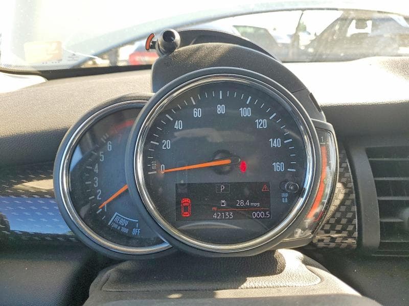 2019 MINI COOPER S 9