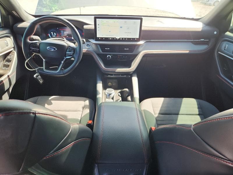 2025 FORD EXPLORER ST-LINE 8