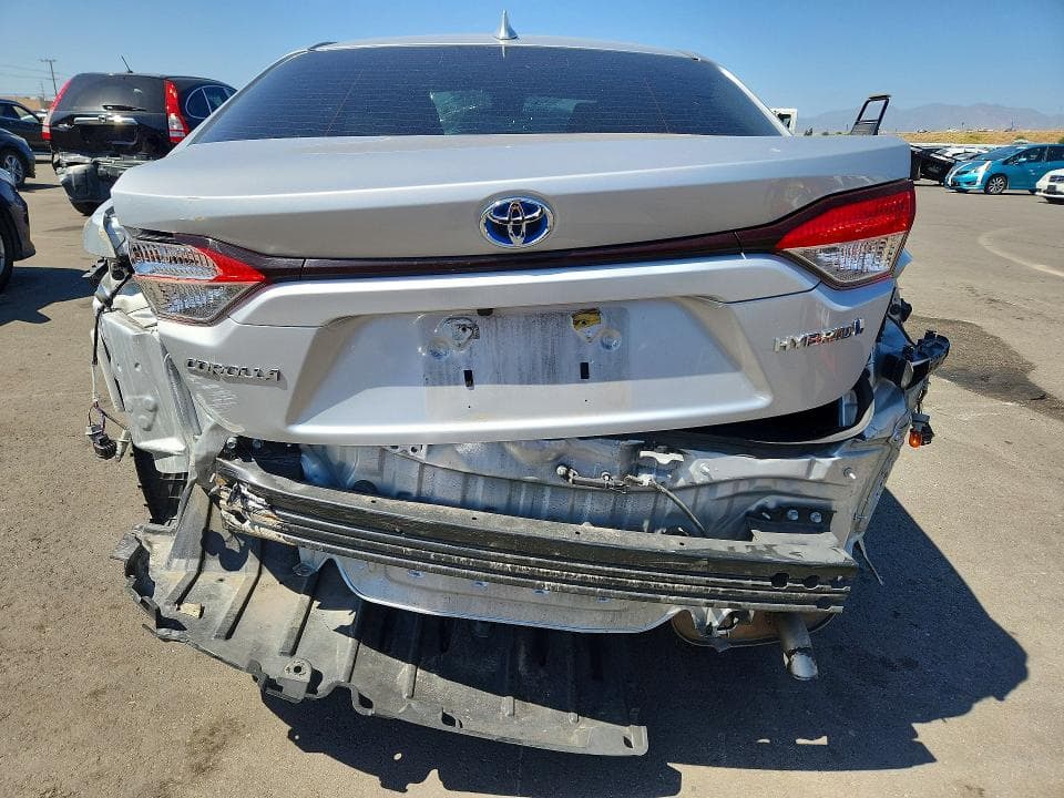 2020 TOYOTA COROLLA LE 6