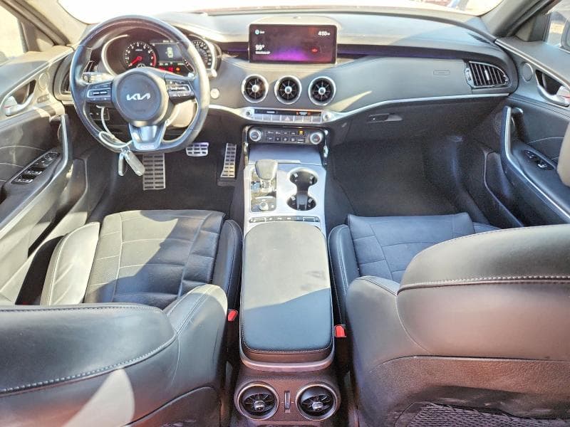 2022 KIA STINGER GT2 8