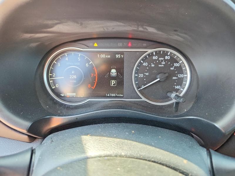 2019 NISSAN KICKS SR 9