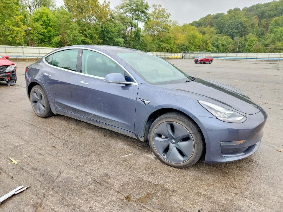 2020 TESLA MODEL 3 4