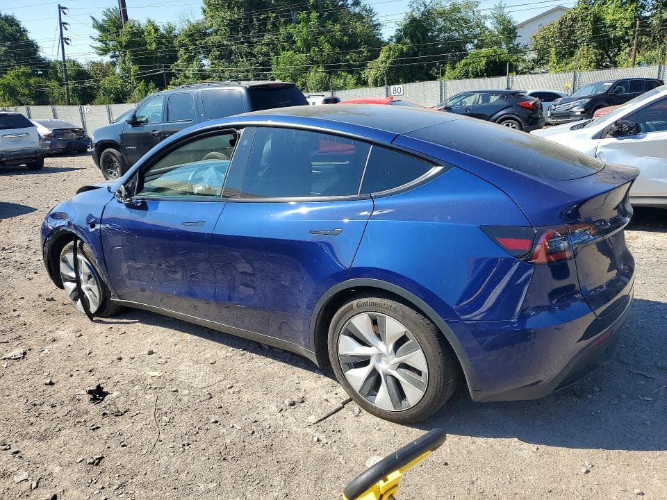 2023 TESLA MODEL Y 2