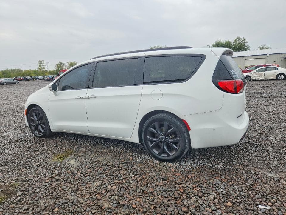 2020 CHRYSLER PACIFICA LIMITED 2