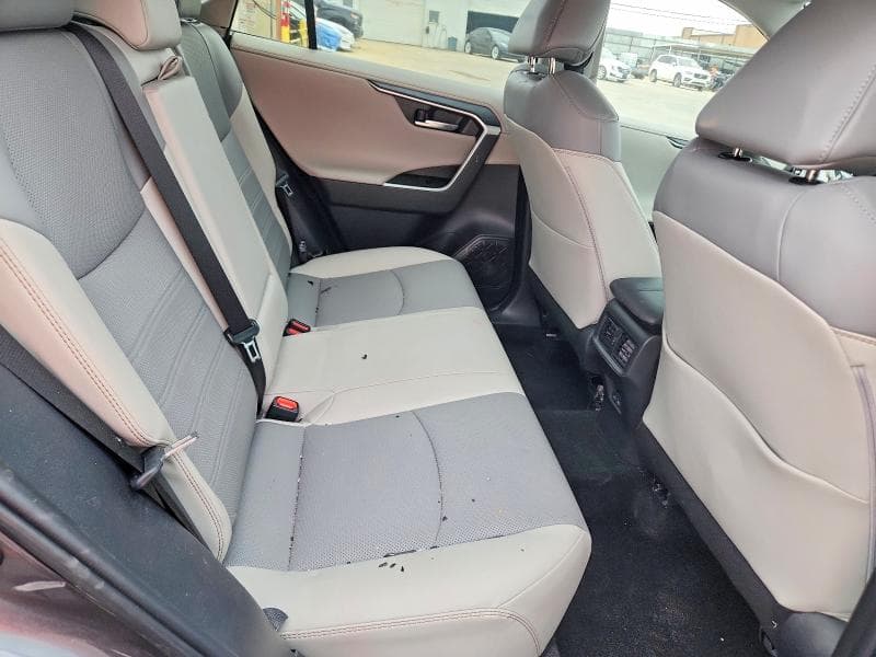 2025 TOYOTA RAV4 LIMITED 11