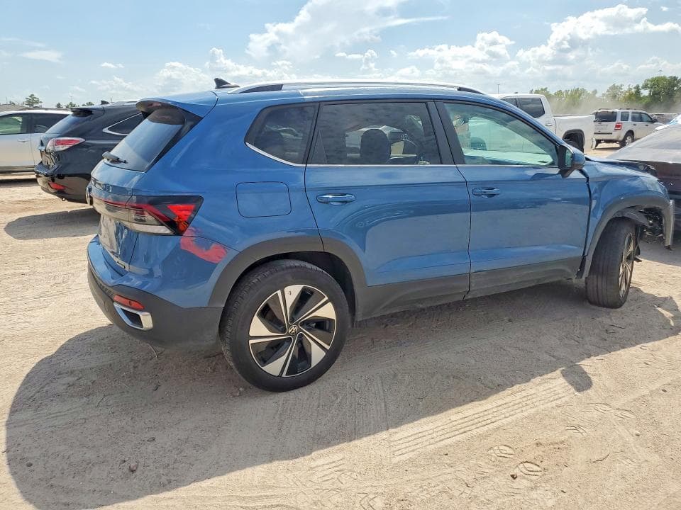 2026 VOLKSWAGEN TAOS SE 3