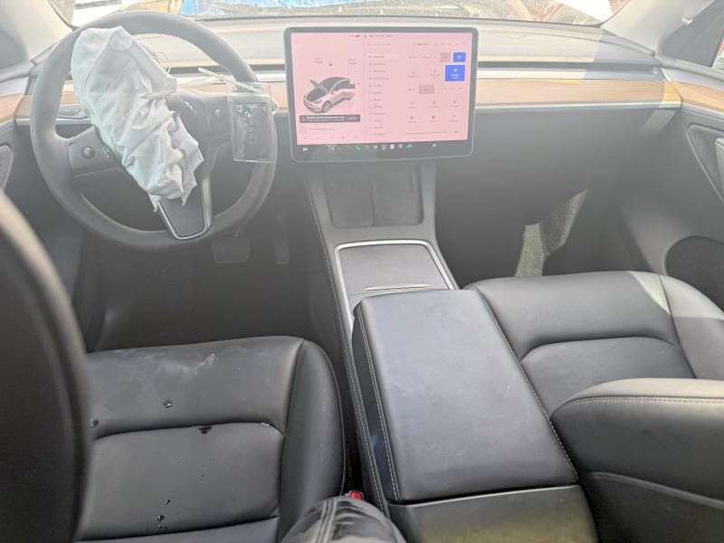 2023 TESLA MODEL Y 8