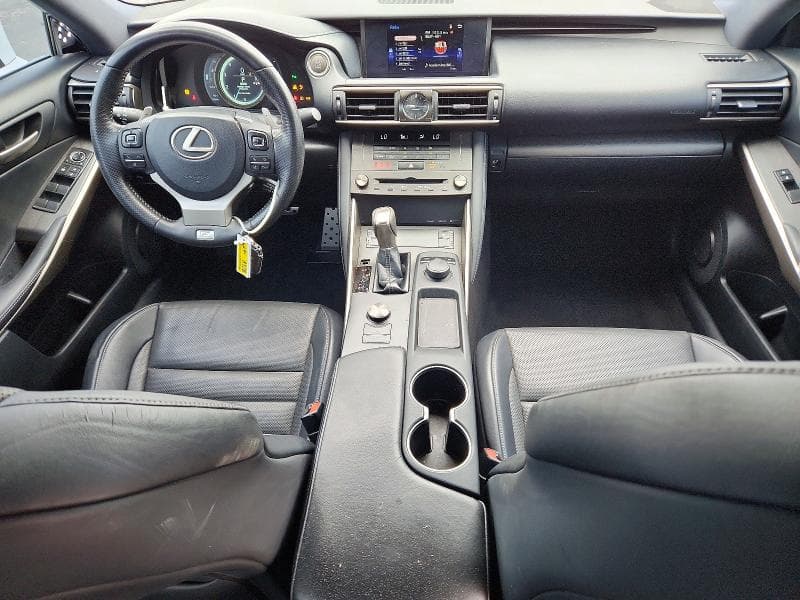 2019 LEXUS IS 300 8