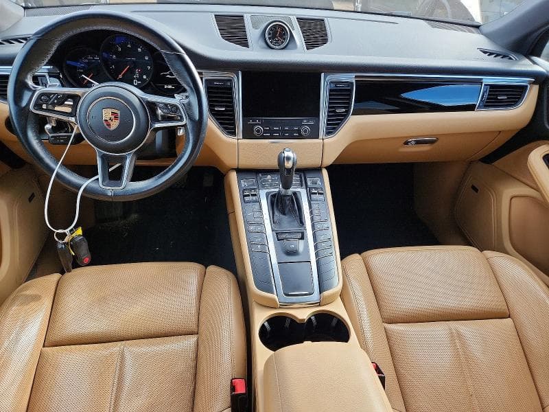 2017 PORSCHE MACAN 8