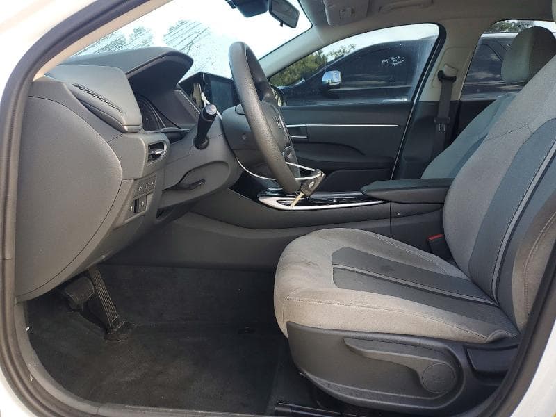 2022 HYUNDAI SONATA SE 7