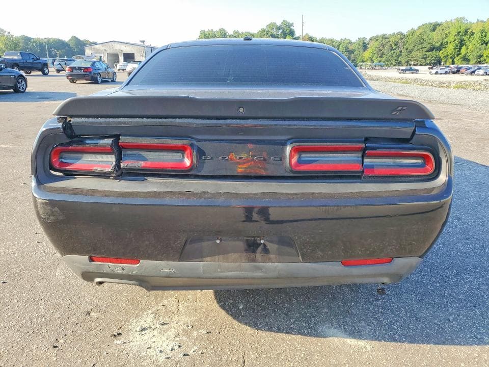 2021 DODGE CHALLENGER SXT 6