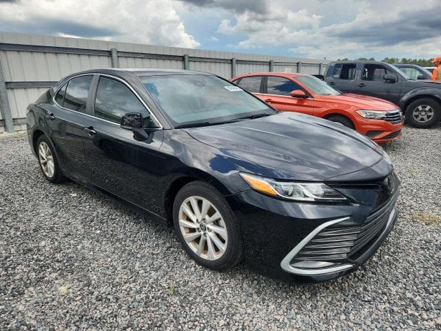 2023 TOYOTA CAMRY LE 4