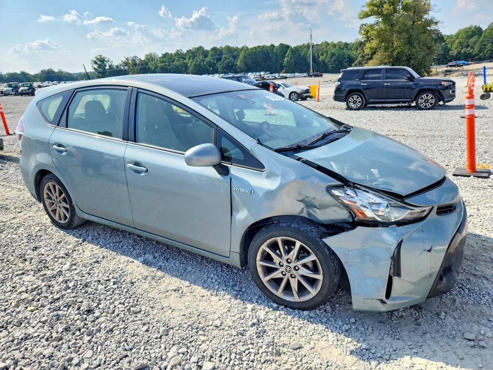 2017 TOYOTA PRIUS V FIVE 4