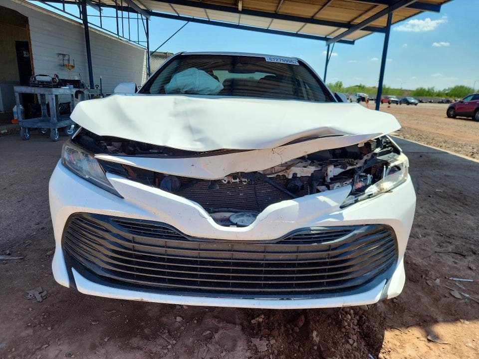 2020 TOYOTA CAMRY LE 5
