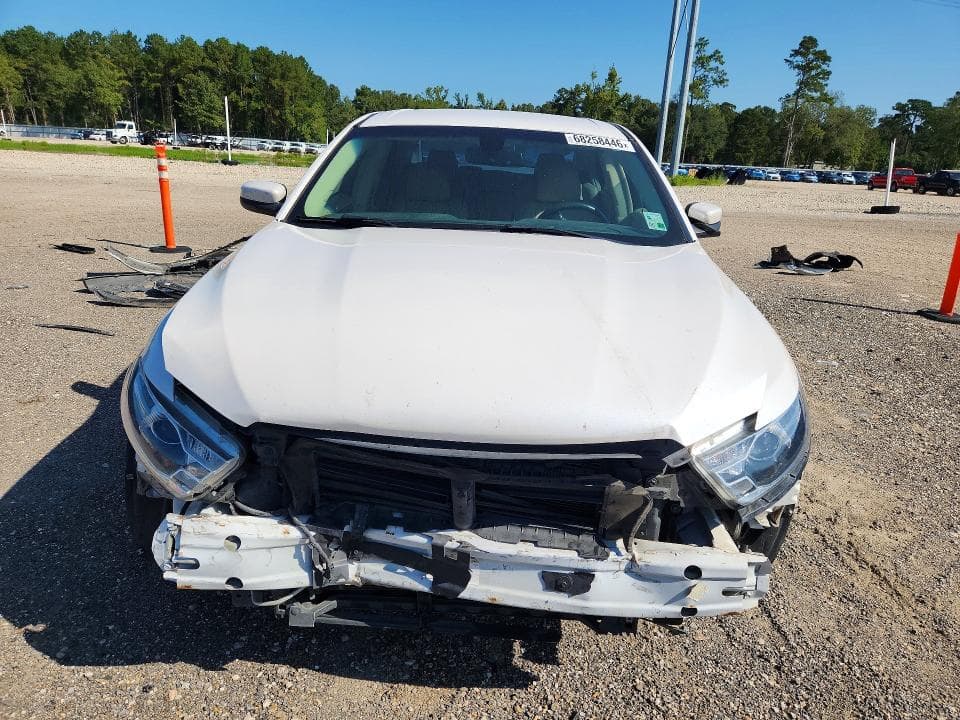 2018 FORD TAURUS SEL 5