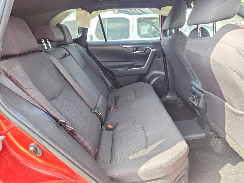 2022 TOYOTA RAV4 PRIME SE 11