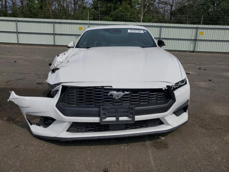 2025 FORD MUSTANG 5