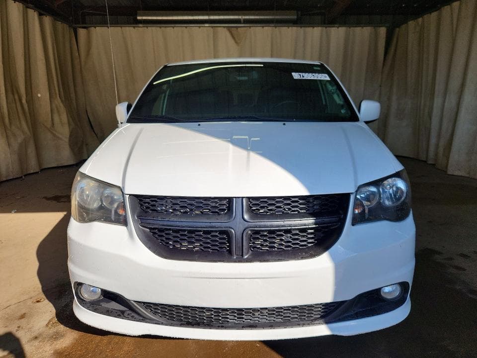 2018 DODGE GRAND CARAVAN GT 5