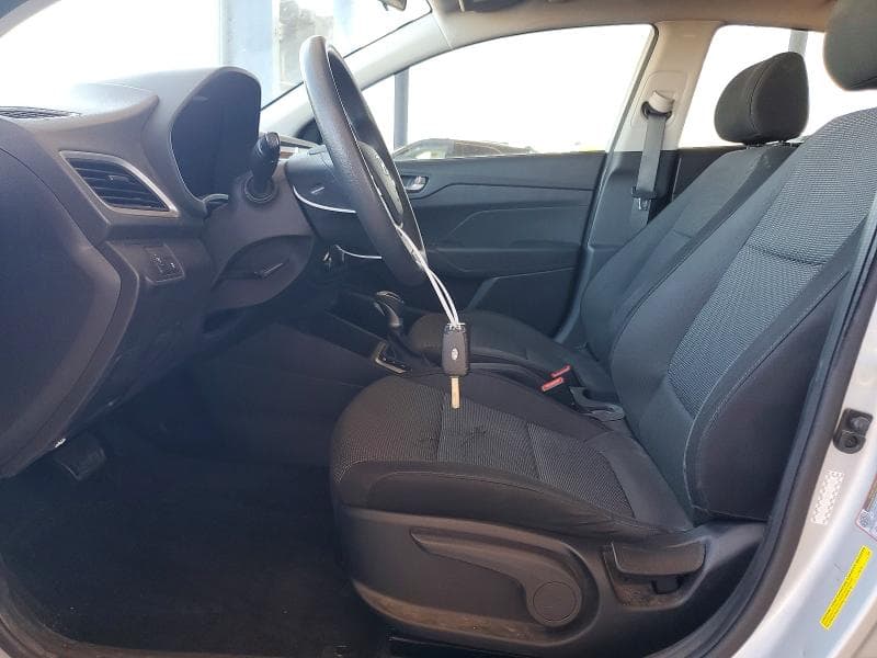 2020 HYUNDAI ACCENT SE 7