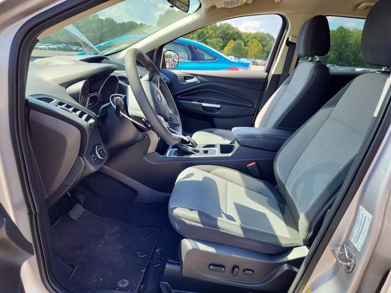 2017 FORD ESCAPE SE 7