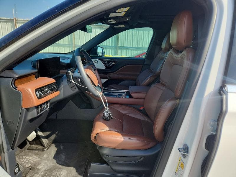 2025 LINCOLN AVIATOR RESERVE 7