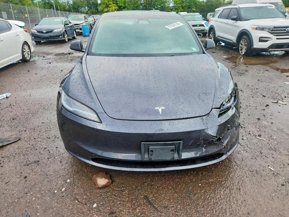 2025 TESLA MODEL 3 5