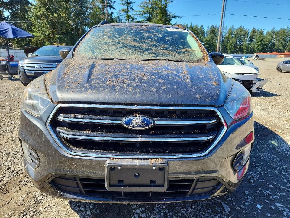 2017 FORD ESCAPE SE 5