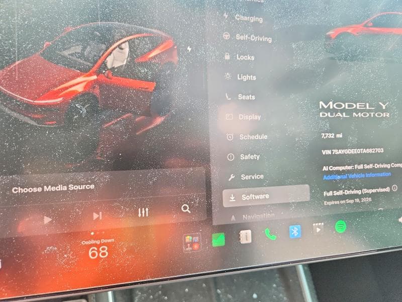2026 TESLA MODEL Y 9