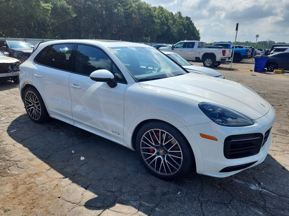 2022 PORSCHE CAYENNE GTS 4
