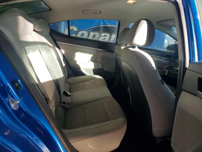 2017 HYUNDAI ELANTRA SE 10