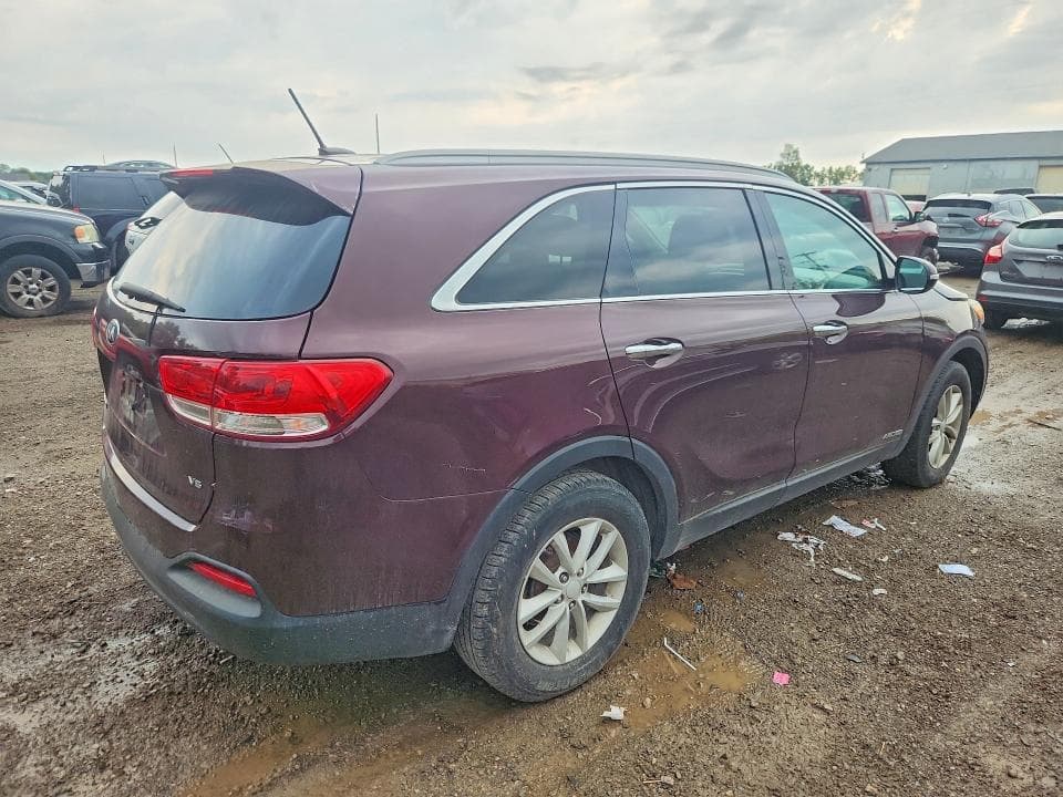 2017 KIA SORENTO LX V6 3