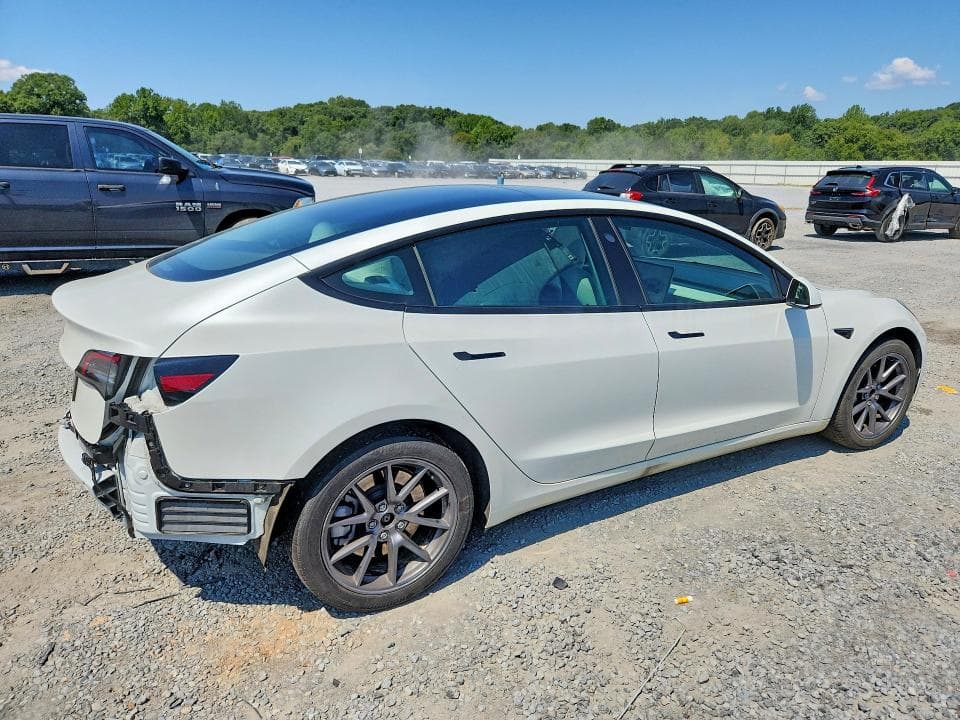 2023 TESLA MODEL 3 3