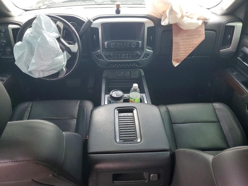 2019 GMC SIERRA K2500 SLT 8