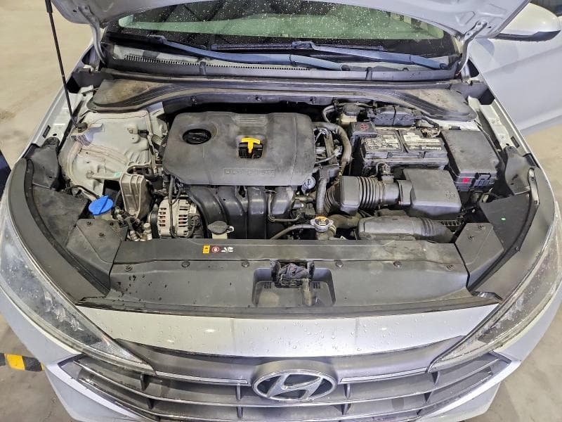 2020 HYUNDAI ELANTRA SE 11