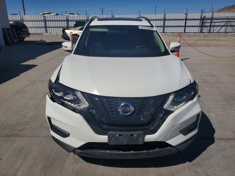 2017 NISSAN ROGUE SV 5