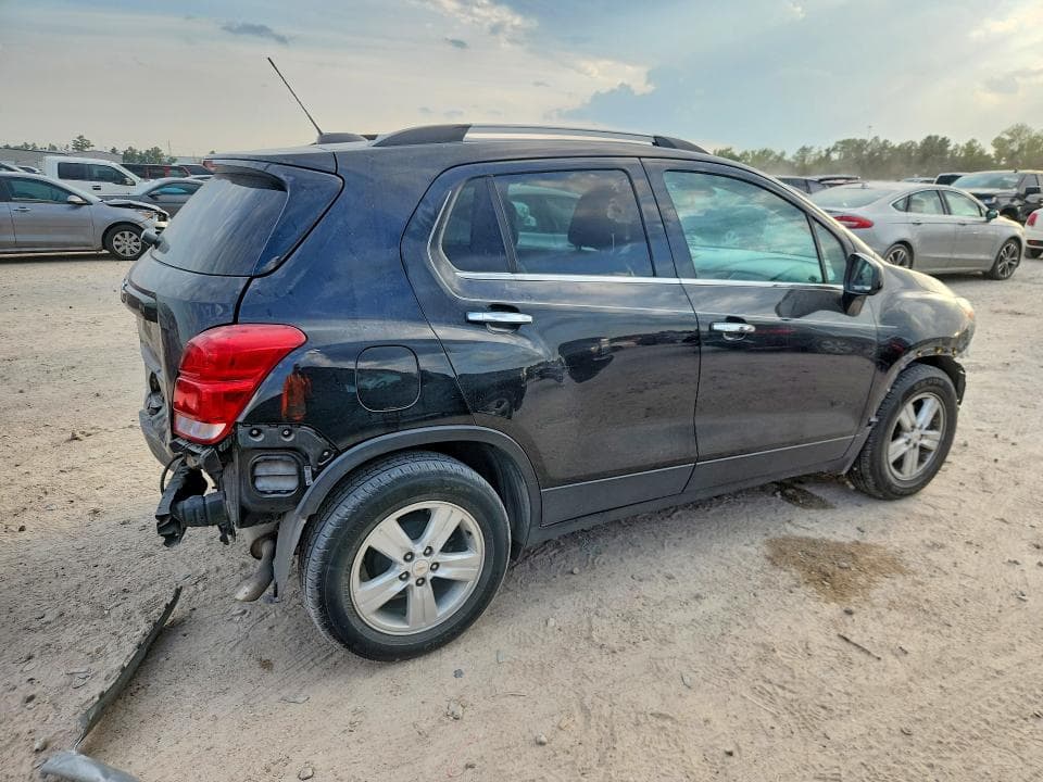 2020 CHEVROLET TRAX 1LT 3