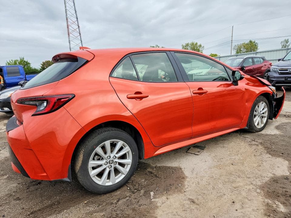 2024 TOYOTA COROLLA HATCHBACK SE 3