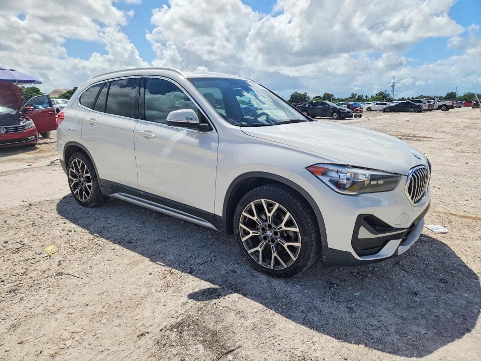 2021 BMW X1 SDRIVE28I 4