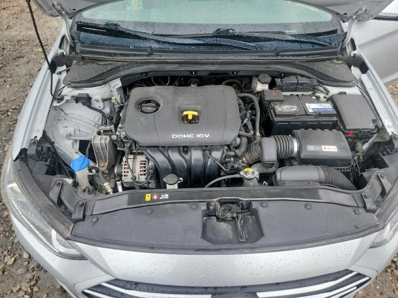 2017 HYUNDAI ELANTRA SE 11