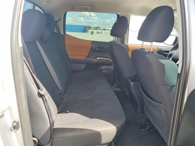 2018 TOYOTA TACOMA SR5 V6 10